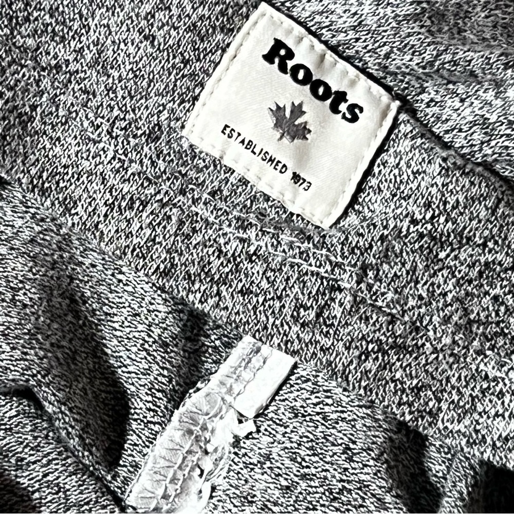 Roots Heather Gray‎ Tee with White Logo - Picture 5 of 5